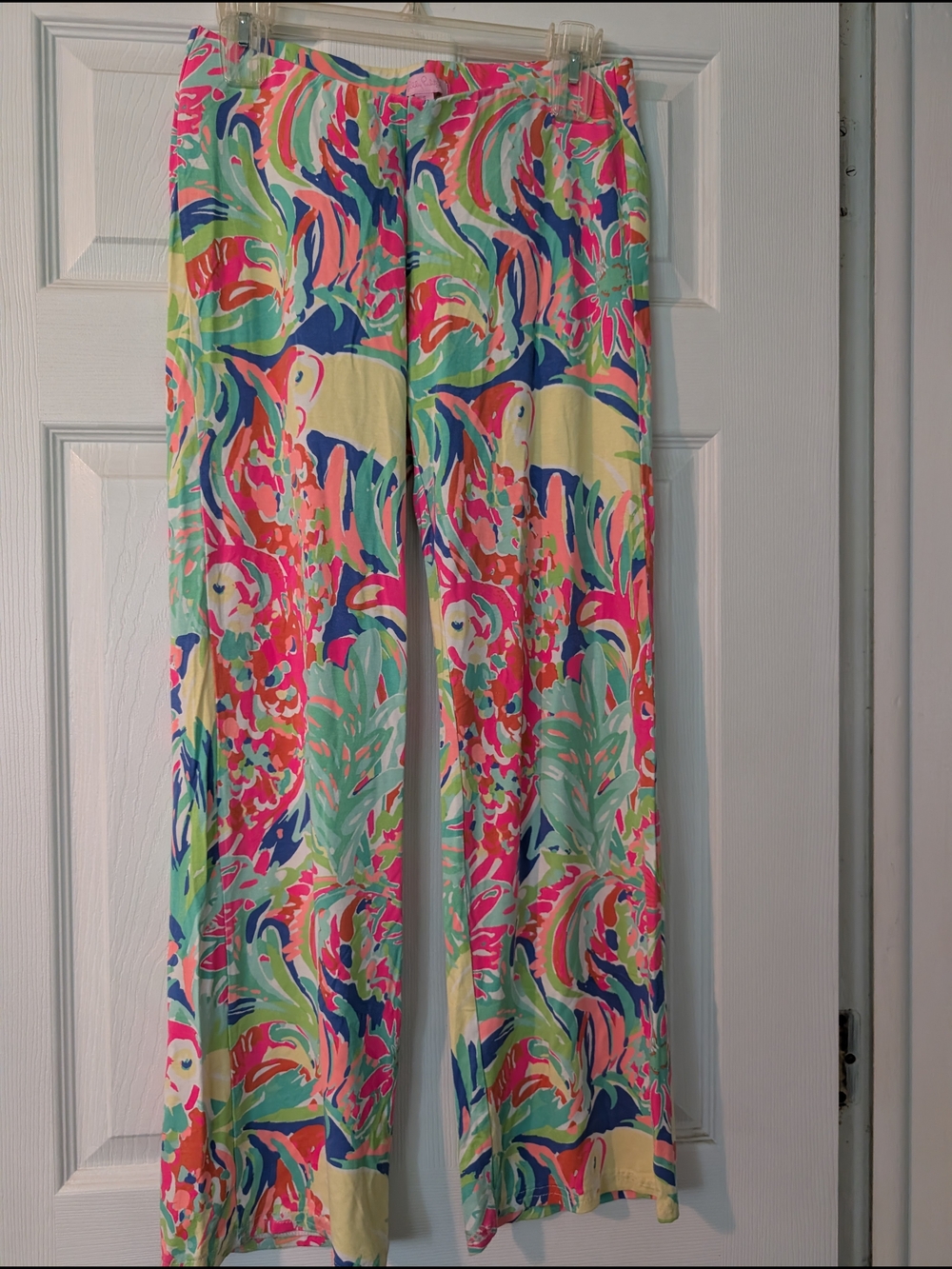 Lilly Pulitzer Neon Floral Print Beach Yoga pants